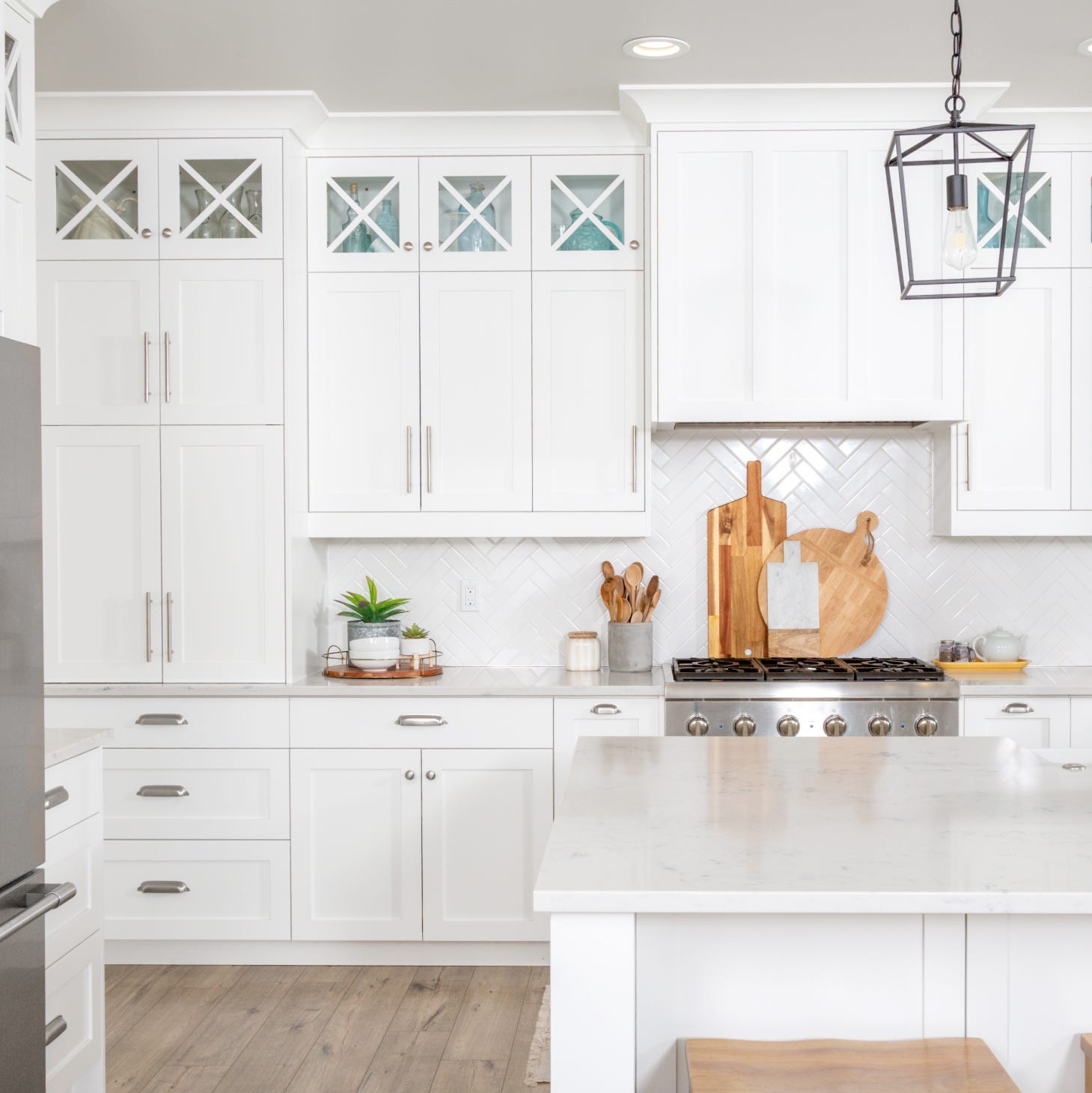 Black and Decker under cabinet lighting install with Alexa 